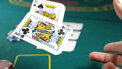 Cách bịp Poker: Hành vi trái đạo đức và tác động đến môi trường chơi